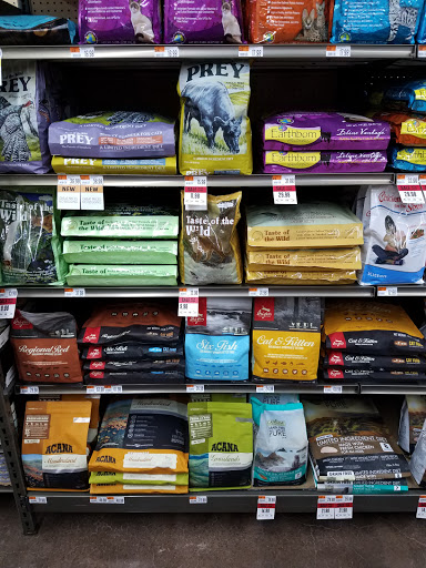 Pet Supply Store «Pet Supplies Plus», reviews and photos, 1012 W Hebron Pkwy #120, Carrollton, TX 75010, USA