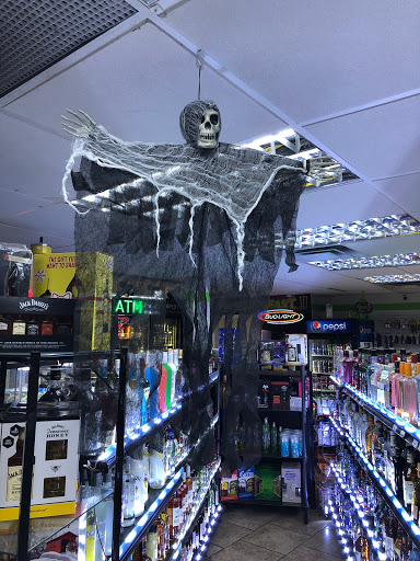 Convenience Store «7th Heaven Discount Store», reviews and photos, 200 Washington St, Chillicothe, MO 64601, USA