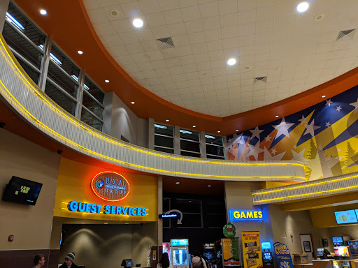 Shopping Mall «Grand Ridge Plaza», reviews and photos, 1451 Highlands Dr NE, Issaquah, WA 98029, USA