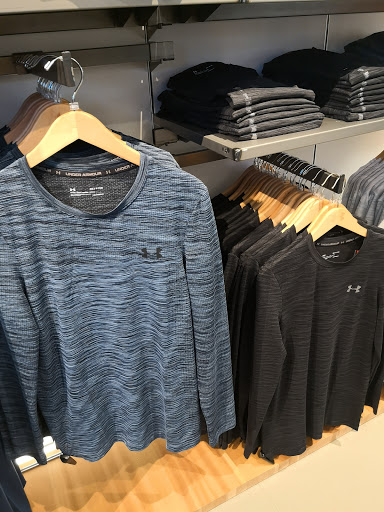 Clothing Store «Under Armour Brand House», reviews and photos, 7977 Tysons Corner Center, Tysons, VA 22102, USA