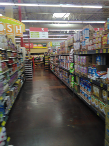 Grocery Store «Grocery Outlet Bargain Market», reviews and photos, 355 N Citrus Ave, Azusa, CA 91702, USA
