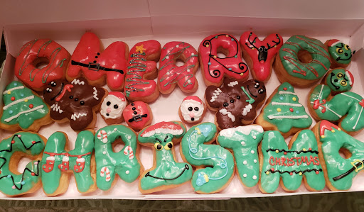 Donut Shop «Donut Plaza Plus», reviews and photos, 2113 Harwood Rd, Bedford, TX 76021, USA