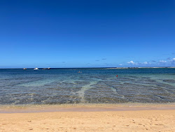 Photo de Plage des Tunnels protégé par des falaises