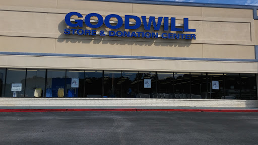 Thrift Store «Goodwill of North Georgia: Shallowford Road Store and Donation Center», reviews and photos