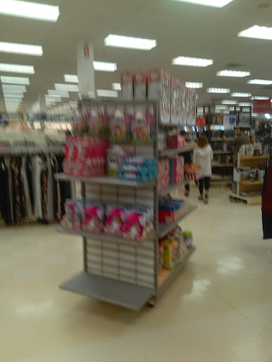 Department Store «Marshalls & HomeGoods», reviews and photos, 1125 Woodruff Rd #800, Greenville, SC 29607, USA