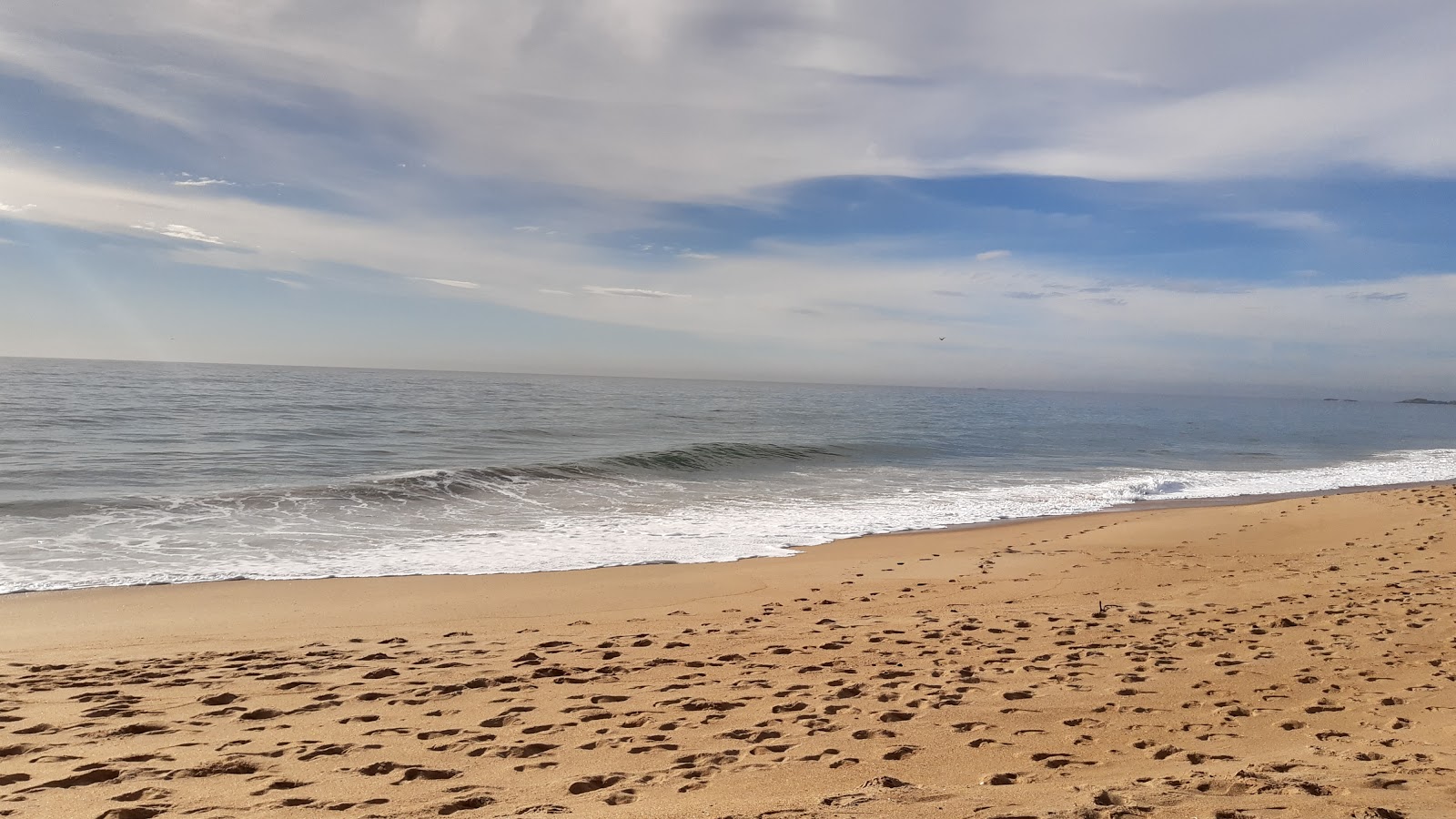 Foto de Praia Da Enseada das Gaivotas - lugar popular entre os apreciadores de relaxamento