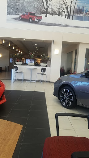 Toyota Dealer «Luther Brookdale Toyota», reviews and photos, 6700 Brooklyn Blvd, Brooklyn Center, MN 55429, USA