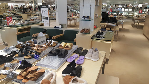 Department Store «Lord & Taylor», reviews and photos, 27650 Novi Road, Novi, MI 48377, USA