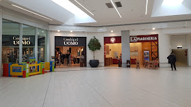 Area12 Shopping Center