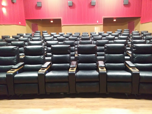 Movie Theater «Regal Cinemas Riverside Plaza 16», reviews and photos, 3535 Riverside Plaza Dr, Riverside, CA 92506, USA