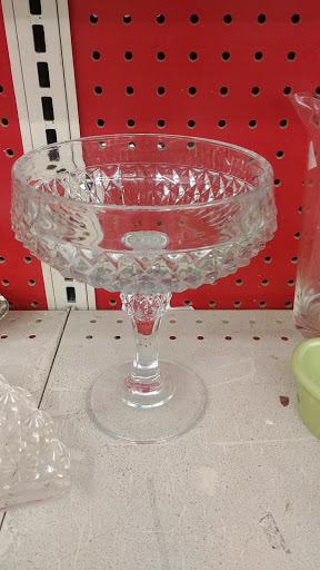 Thrift Store «The Salvation Army Family Store & Donation Center», reviews and photos