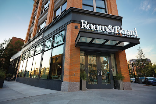 Room & Board, 375 Newbury St, Boston, MA 02115, USA, 