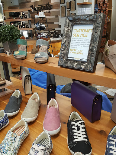 Shoe Store «Chiappetta Shoe Store», reviews and photos, 6821 39th Ave, Kenosha, WI 53142, USA