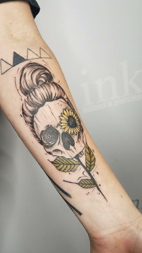 Tattoo Shop «Ink Ink Tattoo & Piercing Studio», reviews and photos, 302 E Commercial St, Springfield, MO 65803, USA