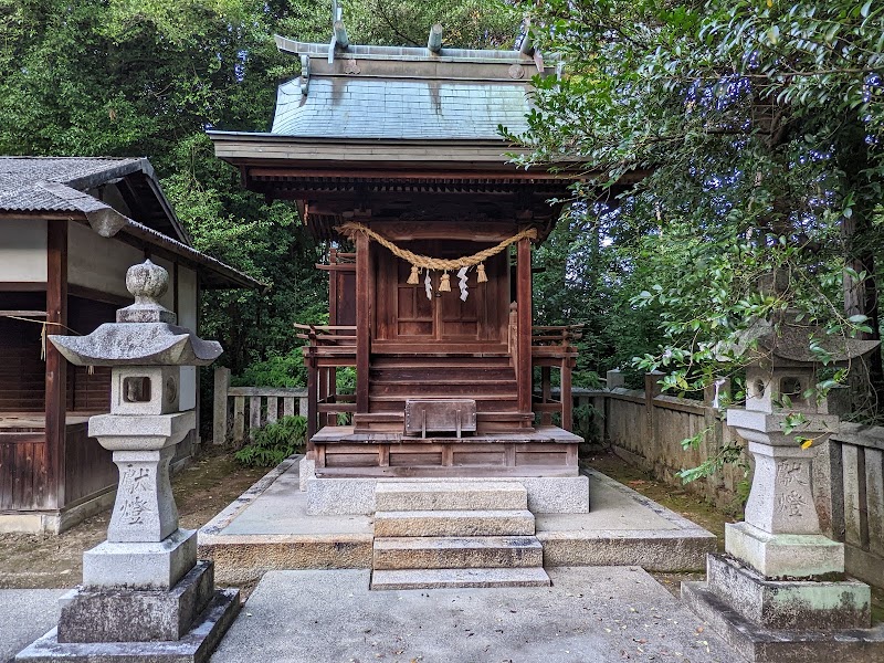 松尾神社(国登録有形文化財)