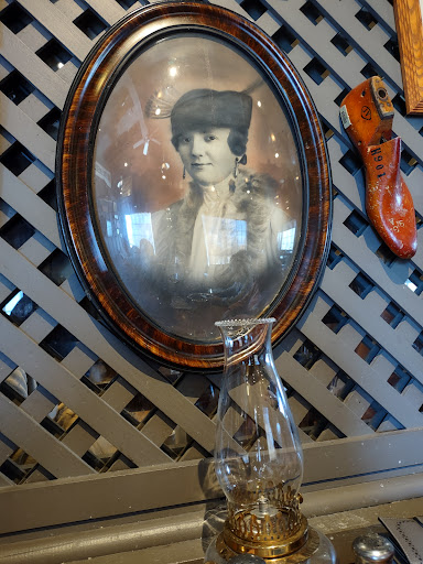 American Restaurant «Cracker Barrel Old Country Store», reviews and photos, 1735 Mallory Ln, Brentwood, TN 37027, USA