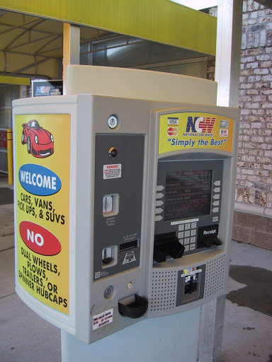Car Wash «National Car Wash», reviews and photos, 386 Baypark Dr, Holland, MI 49424, USA