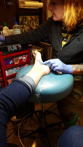Tattoo Shop «Tiki Tattoos», reviews and photos, 707 Seaboard St, Myrtle Beach, SC 29577, USA