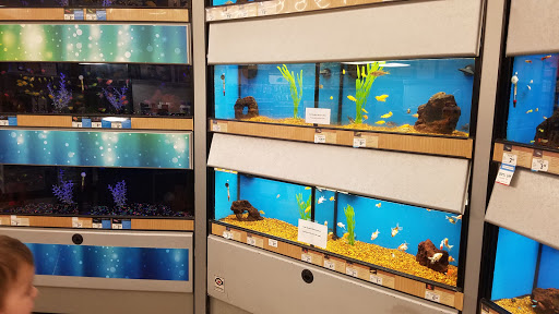 Pet Supply Store «Petco Animal Supplies», reviews and photos, 6425 Keizer Station Blvd, Keizer, OR 97303, USA