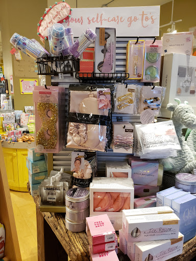 Stationery Store «Paper Source», reviews and photos, 490 Central Ave, Highland Park, IL 60035, USA