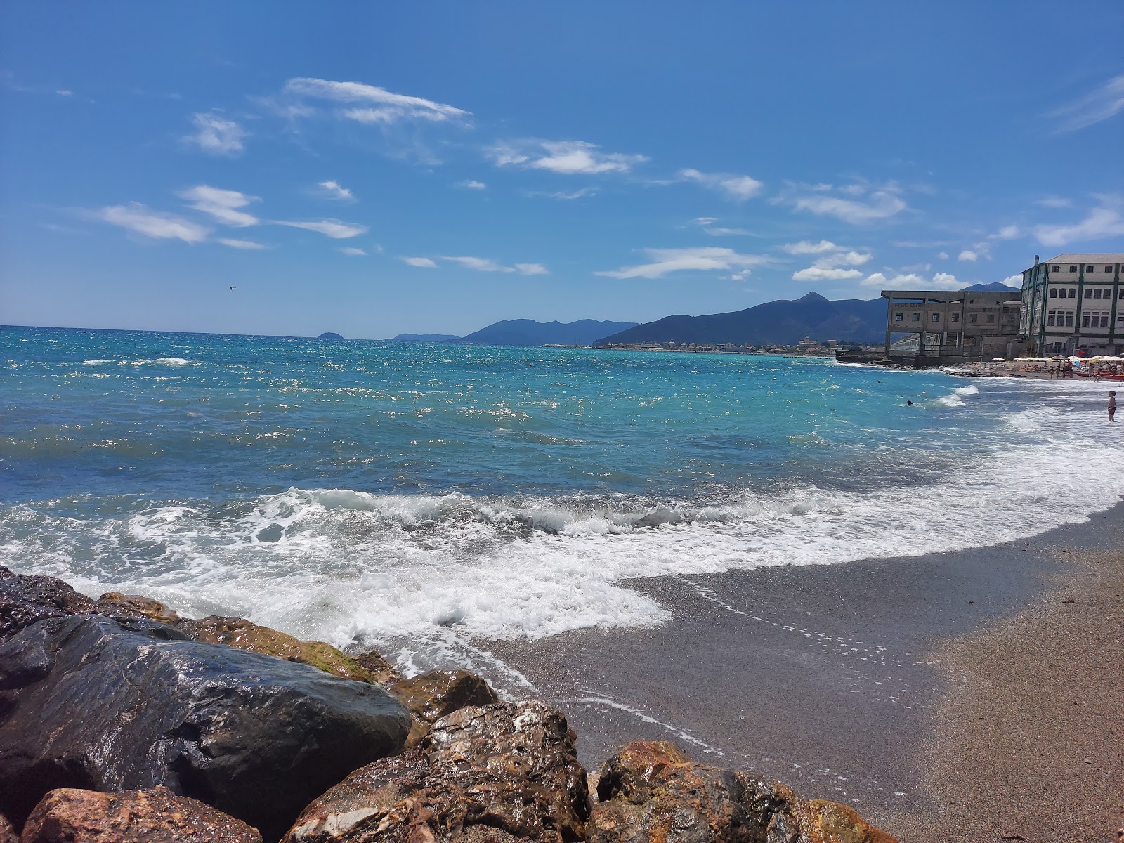 Foto van Spiaggia di Don Giovanni Bado en de nederzetting