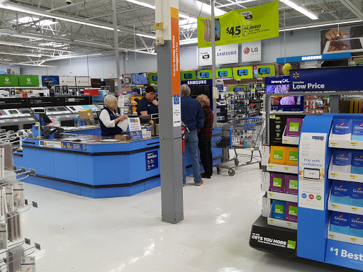 Department Store «Walmart Supercenter», reviews and photos, 2100 Summit Ridge Plaza, Mt Pleasant, PA 15666, USA
