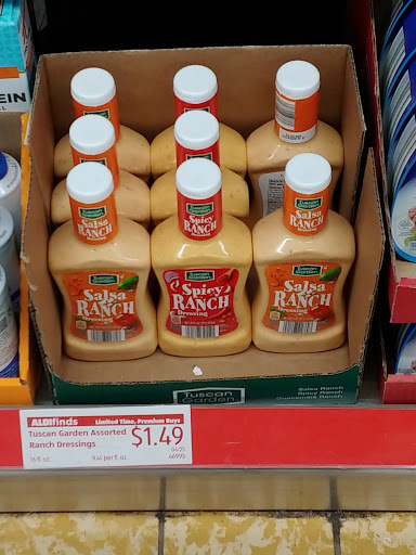 Supermarket «ALDI», reviews and photos, 799 Summit St, Elgin, IL 60120, USA