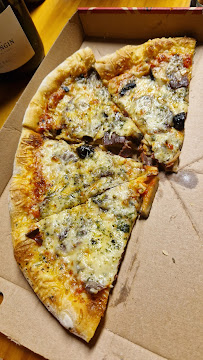 Plats et boissons du Pizzeria Saveurs Pizza à Espalion - n°5