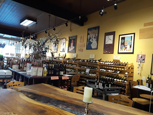 Wine Store «Santiam Wine Co», reviews and photos, 1555 12th St SE, Salem, OR 97302, USA