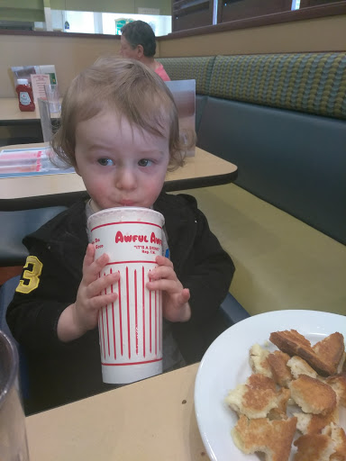 American Restaurant «Newport Creamery», reviews and photos, 1256 Warwick Ave, Warwick, RI 02888, USA