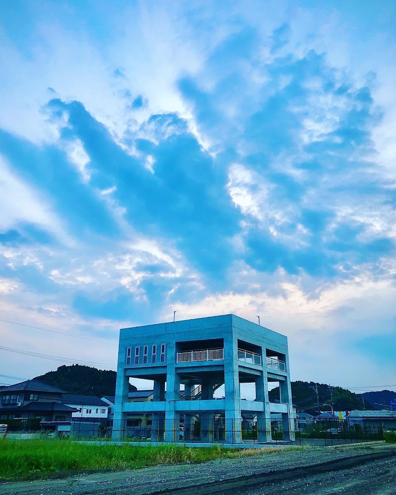 女島津波避難タワー