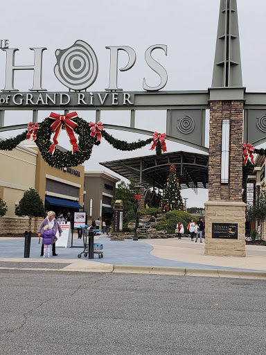 Outlet Mall «The Outlet Shops of Grand River», reviews and photos, 6200 Grand River Pkwy, Leeds, AL 35094, USA