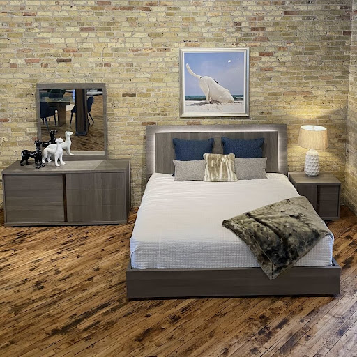 Home Goods Store «Bachman Furniture», reviews and photos, 6800 W Capitol Dr, Milwaukee, WI 53216, USA