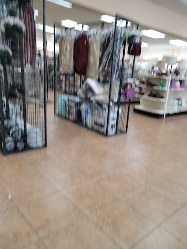 Thrift Store «Goodwill - Santa Monica», reviews and photos, 524 Santa Monica Blvd, Santa Monica, CA 90401, USA