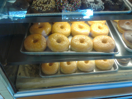 Donut Shop «Happy Donut», reviews and photos, 3849 Seven Trees Blvd, San Jose, CA 95111, USA