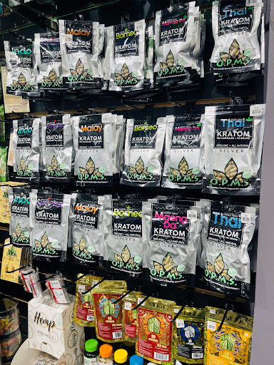 Tobacco Shop «House Of Vapes/Smoke Shop», reviews and photos, 4151 W Vine St, Kissimmee, FL 34741, USA