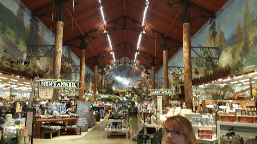 Sporting Goods Store «Bass Pro Shops», reviews and photos, 1 Bass Pro Dr, Bristol, TN 37621, USA