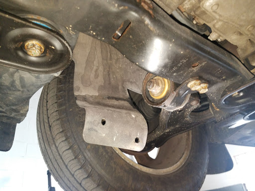 Auto Repair Shop «Auto Clinic», reviews and photos, 22130 Gratiot Ave, Eastpointe, MI 48021, USA