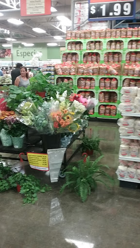 Grocery Store «El Super», reviews and photos, 650 N Euclid St, Anaheim, CA 92801, USA