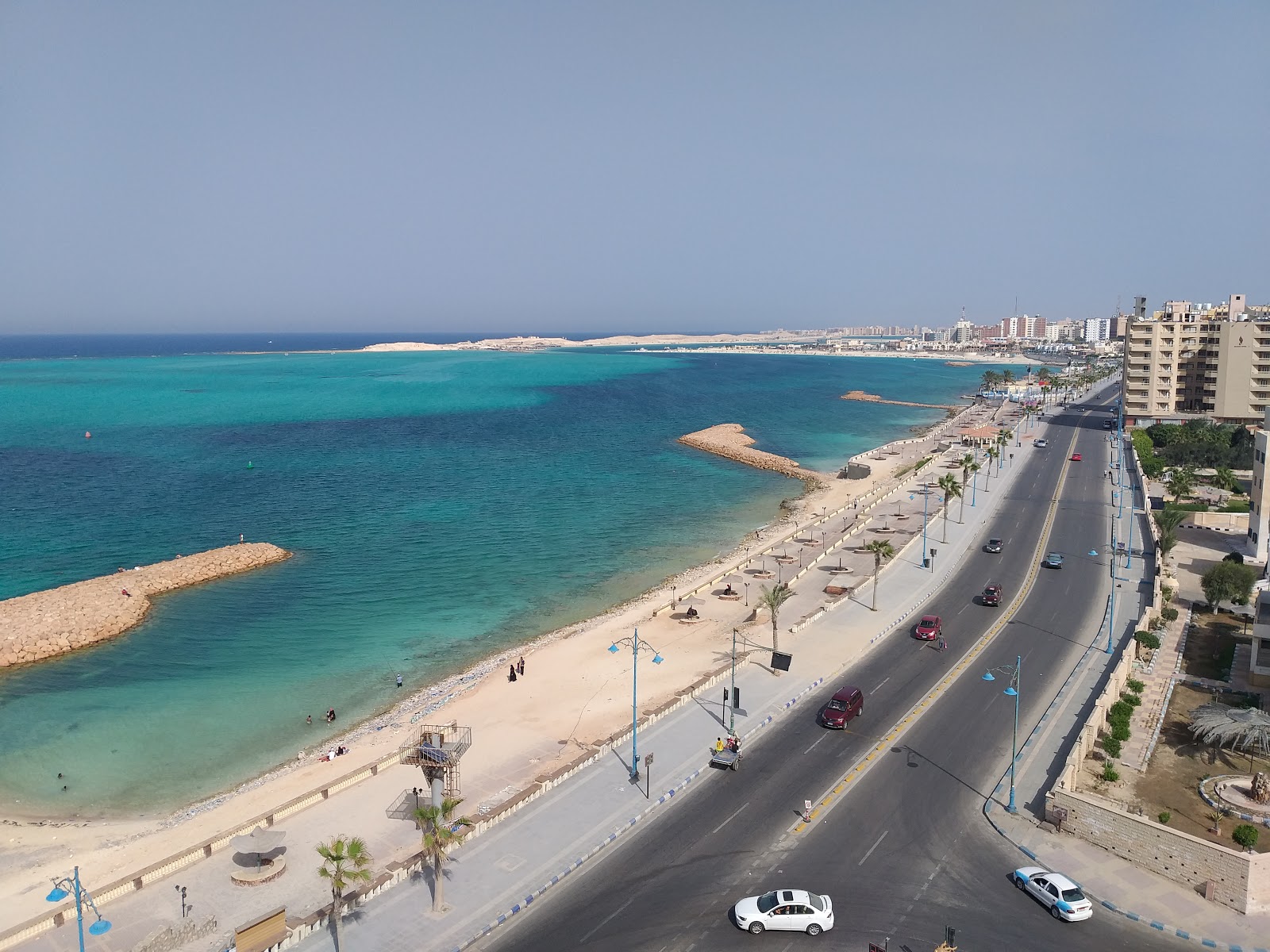 Foto di Al Awam Beach con molto pulito livello di pulizia