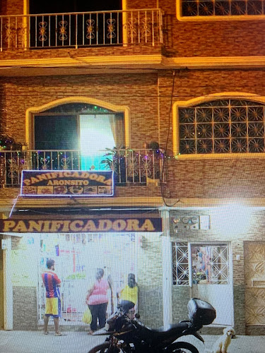 Opiniones de Panaderia Pamela 2 en Guayaquil - Panadería