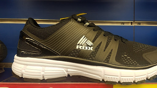 Sporting Goods Store «Big 5 Sporting Goods», reviews and photos, 1401 E 120th Ave, Thornton, CO 80233, USA