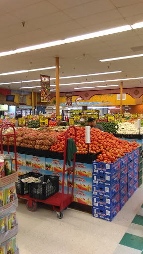 Grocery Store «El Rancho Supermercado», reviews and photos, 6800 Berkman Dr, Austin, TX 78723, USA