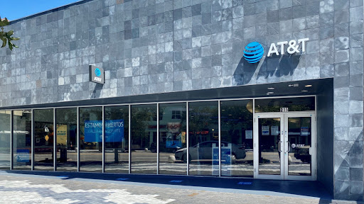 Cell Phone Store «AT&T», reviews and photos, 215 Miracle Mile, Coral Gables, FL 33134, USA