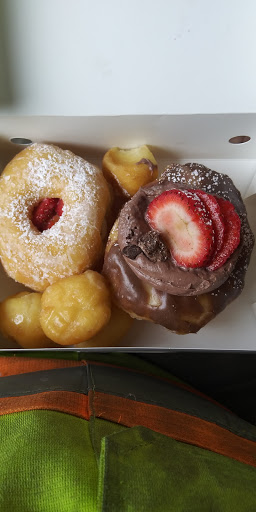 Donut Shop «Sara Donuts», reviews and photos, 2201 Long Prairie Rd, Flower Mound, TX 75022, USA