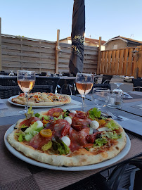 Plats et boissons du Pizzeria Le Four à Bois à Béligneux - n°19