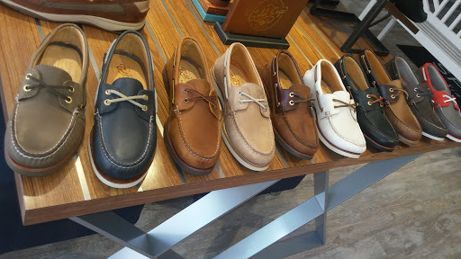 Shoe Store «Sperry», reviews and photos, 775 5th Ave S, Naples, FL 34102, USA