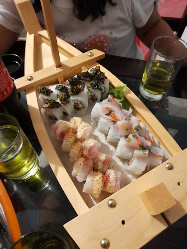 Mr. Roll 15 - Maki y Sushi - Sullana