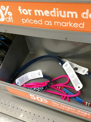 Pet Supply Store «Unleashed by Petco», reviews and photos, 8412 Georgia Ave, Silver Spring, MD 20910, USA