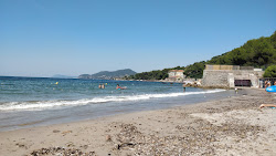 Foto von Plage du Port Helene mit geräumige küstenlinie